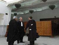 Les avocats mettent fin au mouvement de boycott