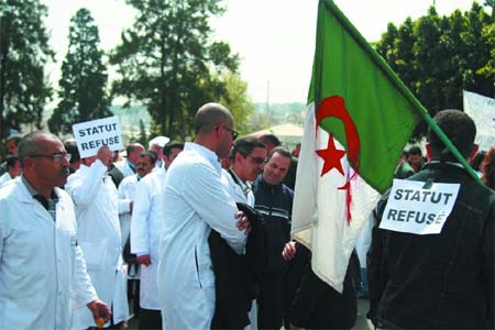 Les promesses d&rsquo;Ould-Abbès n&rsquo;apaisent pas la colère des syndicalistes Salaires : le SNPSP veut du concret