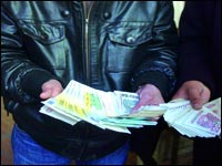 L’euro atteint des sommets sur le marché parallèle