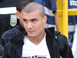 MCA : Bouchama rechute