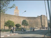 Objet de pillage, de négligence, de déni… Patrimoine : une mémoire en péril