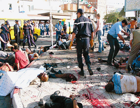 Peine capitale pour un repenti dans l&rsquo;attentat anti-Boutflika 2007