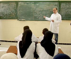 Plus de 12 000 enseignants perdent leur travail