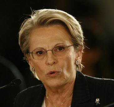 Sahara occidental : l’Algérie agace la France, Alliot-Marie appuie le Maroc