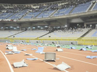 Scènes de violence lors de  la finale entre le MCA et le Club Africain, Les voyous cassent tout