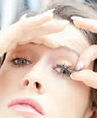 Si vous rêvez d’un regard de star, n’hésitez plus à céder aux charmes des faux-cils