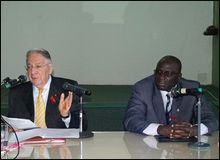 Signature de trois décisions ministérielles sur le dépistage précoce et la disponibilité du traitement