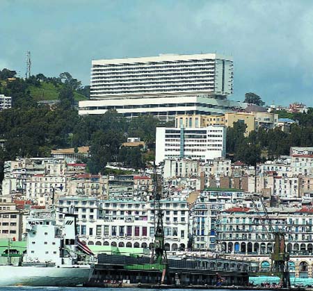 Smaïl Mimoune affirme que les hôtels publics ne seront pas vendus