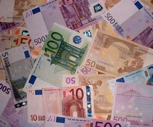 Suite à l&rsquo;arrestation d&rsquo;importants réseaux de trafic de devises,L’euro flambe sur le marché parallèle