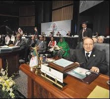 2e sommet économique arabe: debut des travaux avec la participation du président Bouteflika