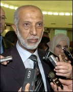 Abdelaziz Belkhadem: encadrer les commerçants du marché informel et lutter contre les barons