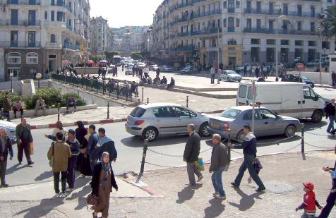 Algérie: l&rsquo;Etat reprend la main, la vie se normalise après les émeutes