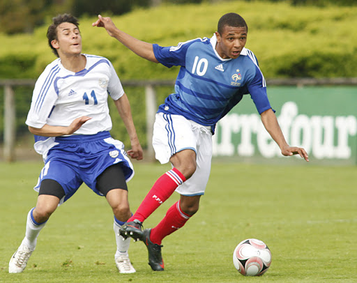Brahimi auteur d’un doublé face à Arles