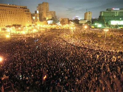 Couvre-feu décrété, l’armée à la rescousse de la police,L’Egypte s’embrase