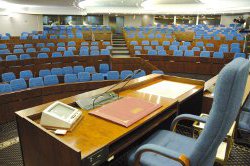 Crise politique et sociale , L’APN osera-t-elle un débat général ?