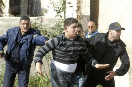 Des centaines de manifestants en instance de jugement, leurs familles réclament leurs libérations