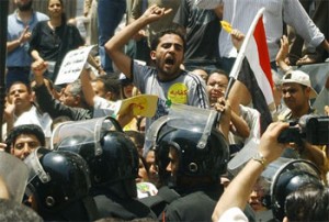 Egypte: 15.000 manifestants au Caire, selon les services de sécurité