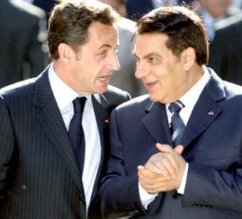 Egypte: les accrochages se multiplient, Moubarak se tait