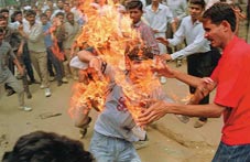 Egypte: un homme s&rsquo;immole par le feu à Alexandrie