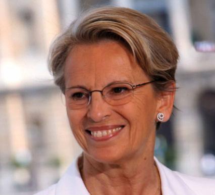 Emeutes en Algérie : l’embarras de la France