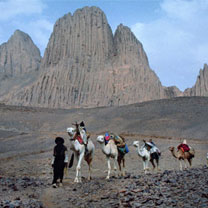 Festival international des arts de l’Ahaggar : Le patrimoine ancestral saharien à l&rsquo;honneur au campement d&rsquo;Aguenar