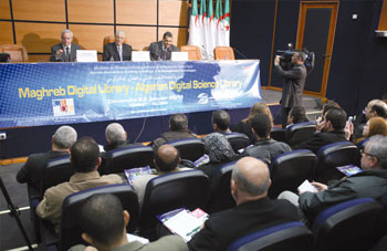 Inauguration à Alger d&rsquo;une bibliothèque maghrébine numérique