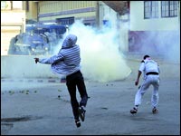 Le gouvernement a-t-il saisi le message de la rue ?