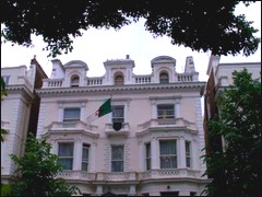L&rsquo;ouverture d&rsquo;un centre culturel en tête des bons voeux des Algériens de Londres pour 2011