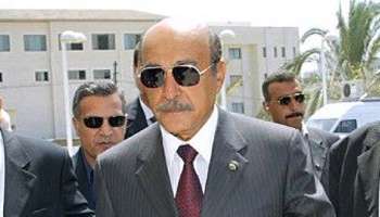 Moubarak nomme un vice-président et un Premier ministre