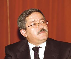 Ouyahia tient aujourd&rsquo;hui un conseil interministériel,Pouvoir d’achat et hausse des prix en question