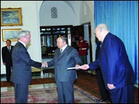 Washington avait prédit l’explosion sociale