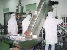 Algérie-France: convention pour la réalisation d’une usine de production de médicaments à Sidi Abdallah