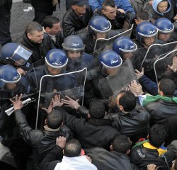 Arrestation du syndicaliste Yacine Zaïd et d&rsquo;une cinquantaine de citoyens à Alger