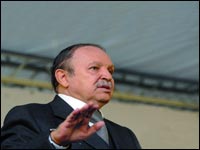 Bouteflika joue l’apaisement