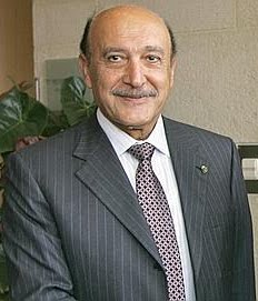 Egypte : Omar Souleïmane hausse le ton, le mouvement aussi