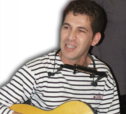 Il prépare son nouvel album,Baaziz tire à boulets rouges sur les pouvoirs arabes