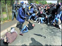 Ils protestaient devant le ministère de l’enseignement supérieur,Les étudiants matraqués par la police