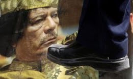 Kadhafi accuse des drogués manipulés par Ben Laden !!!