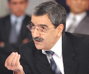 L&rsquo;absence de Saïd Sadi et le faux vol de passeport