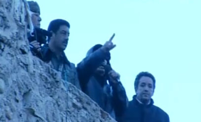 Lâché par les siens et pressé par la communauté internationale,Le compte à rebours enclenché pour Kadhafi