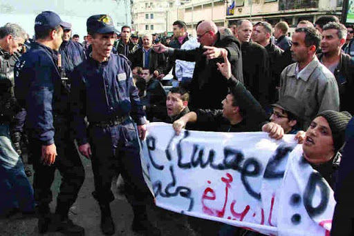 L’Algérie confrontée à des grèves en série