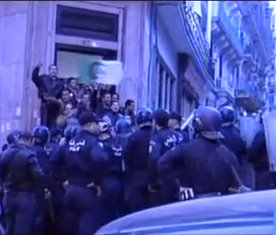 Les Algeriens veulent « changer le système » 12.02.2011