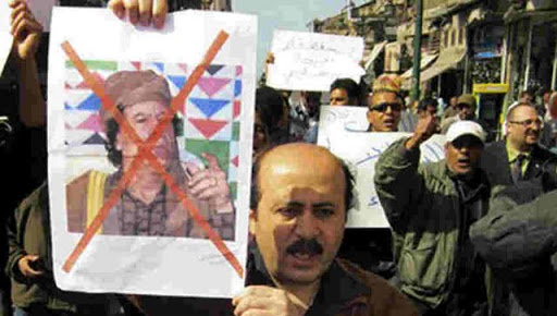 Malgré les menaces du fils de Kaddafi,La révolution est en cours