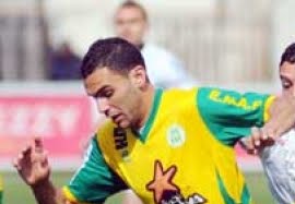 MCA 1 – JSK 1 : Le Mouloudia frappe aux portes de la relégation