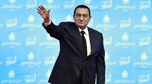 Moubarak démissionne