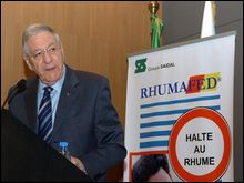 Rhumafed : Djamel Ould Abbès dénonce une campagne visant à « nuire à l’image » de Saidal