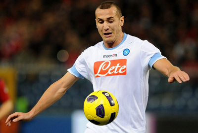 Yebda et Naples ne lâchent pas Milan