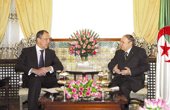 Algérie – Russie : Le Président Bouteflika reçoit M. Sergueï Lavrov