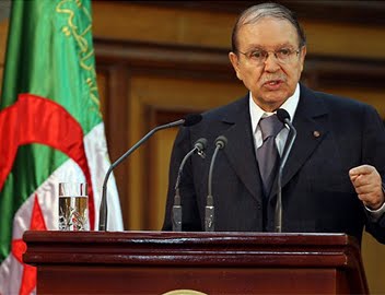 Bouteflika annonce des réformes politiques