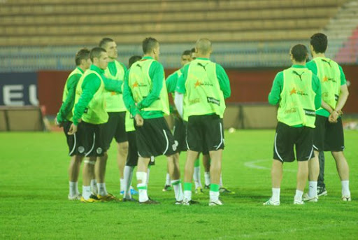 EN : Offensive de Benchikha contre prudence de Gerets